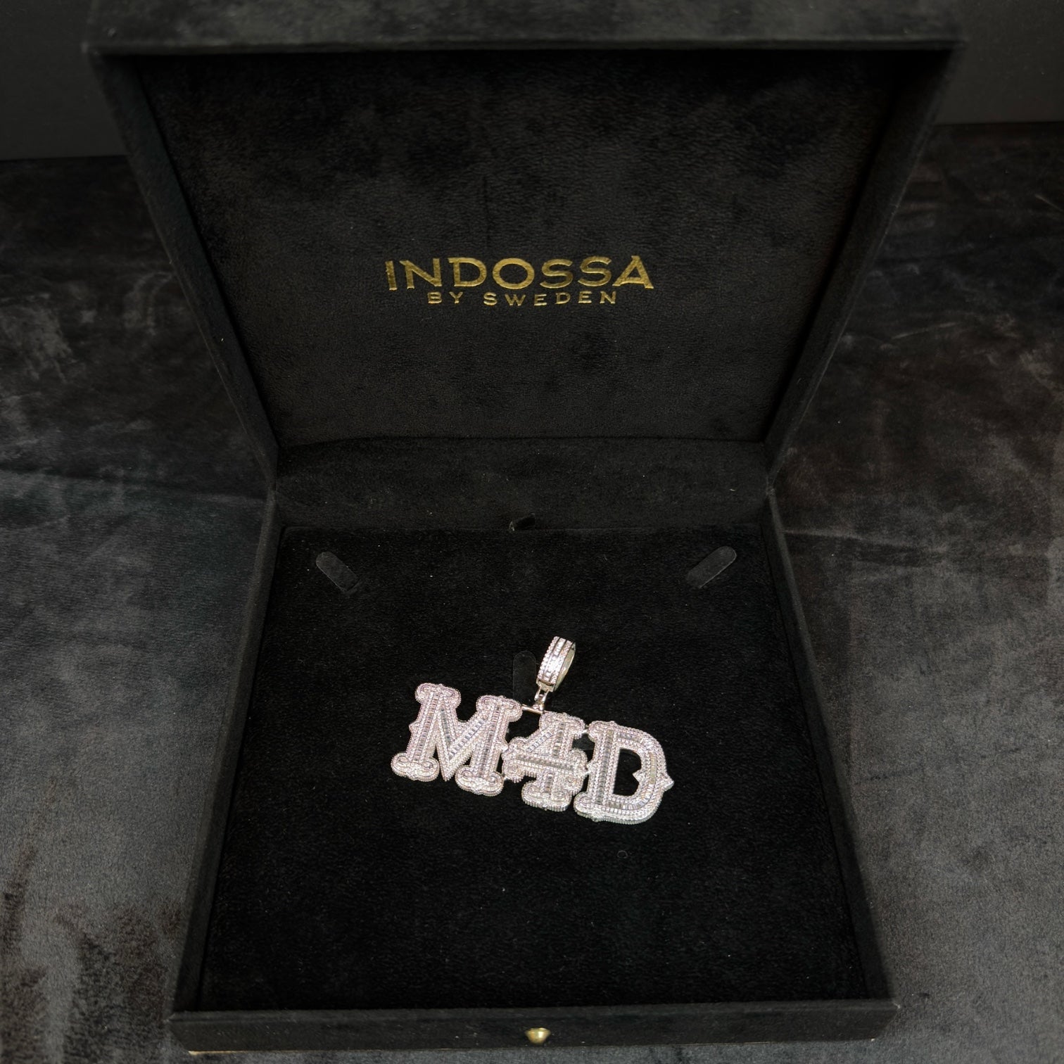 PERSONLIG HÄNGE #1 - GULD/SILVER