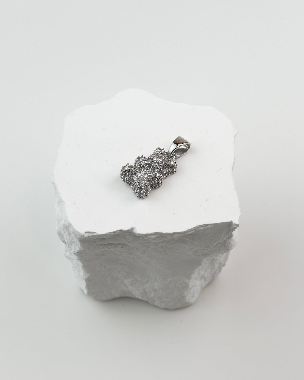 STHLM MED DIAMOND GUMMY BEAR - SILVER (3MM)