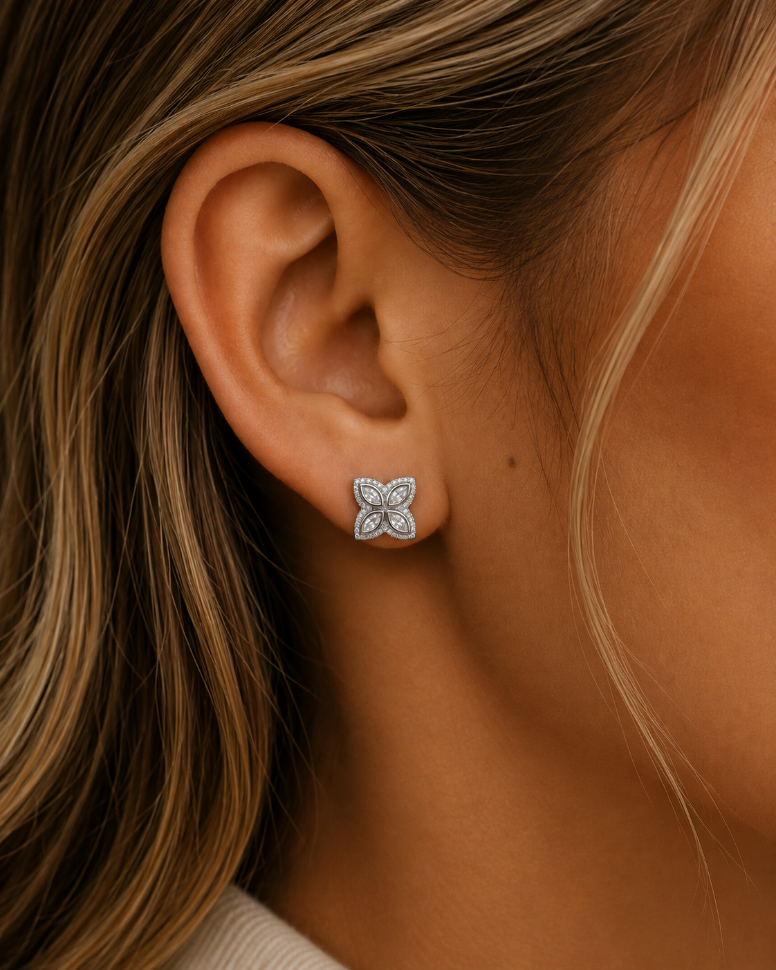 INFINITY FIORI DIAMANT ÖRHÄNGEN - SILVER