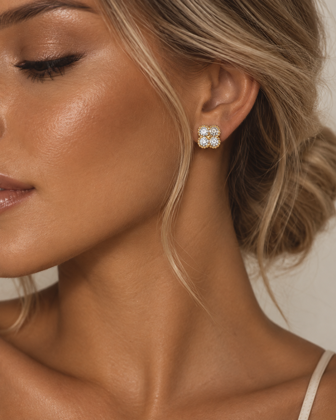 ÖRHÄNGEN CHIARA MOISSANITE S925 - GULD