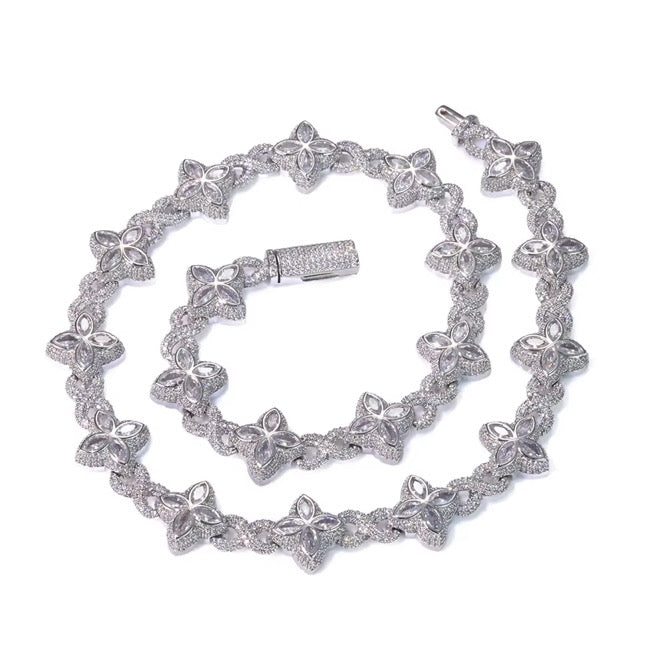 INFINITY FIORI DIAMANT HALSBAND - SILVER