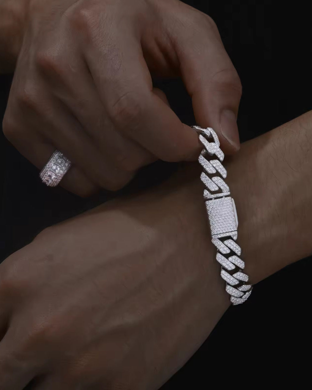 CUBAN ICE ARMBAND MOISSANITE S925 - SILVER (Specialbeställning)