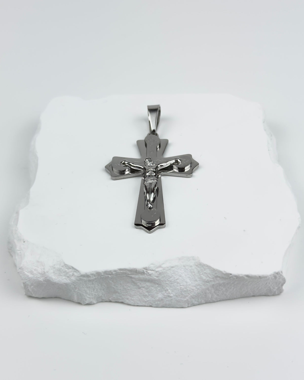 HÄNGSMYCKE CROSS - SILVER