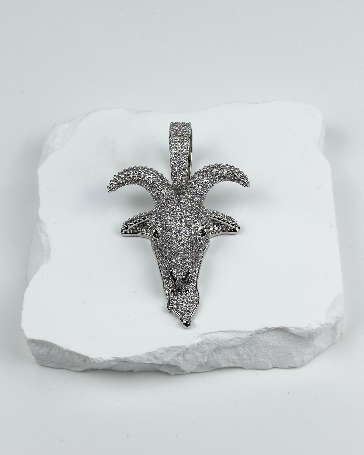 HÄNGSMYCKE GOAT HEAD - SILVER